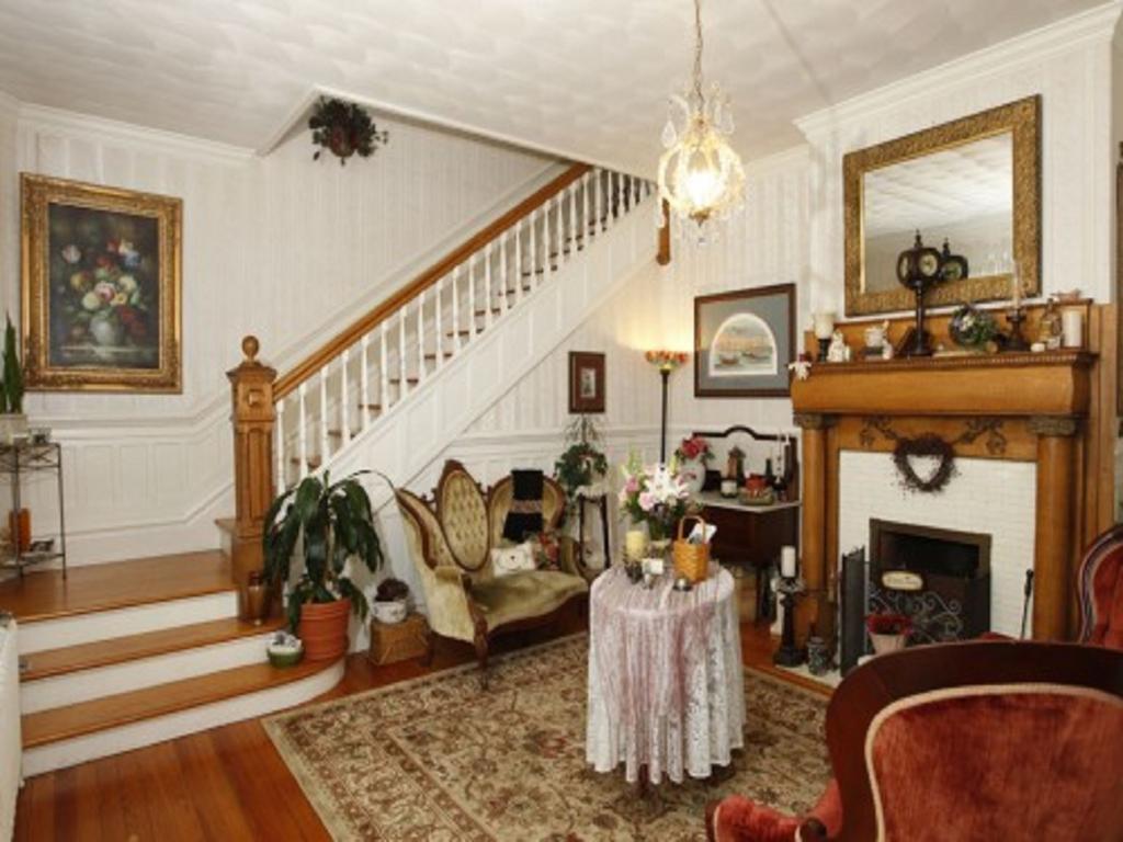 Belle Hearth Bed And Breakfast Уэйнсборо Экстерьер фото