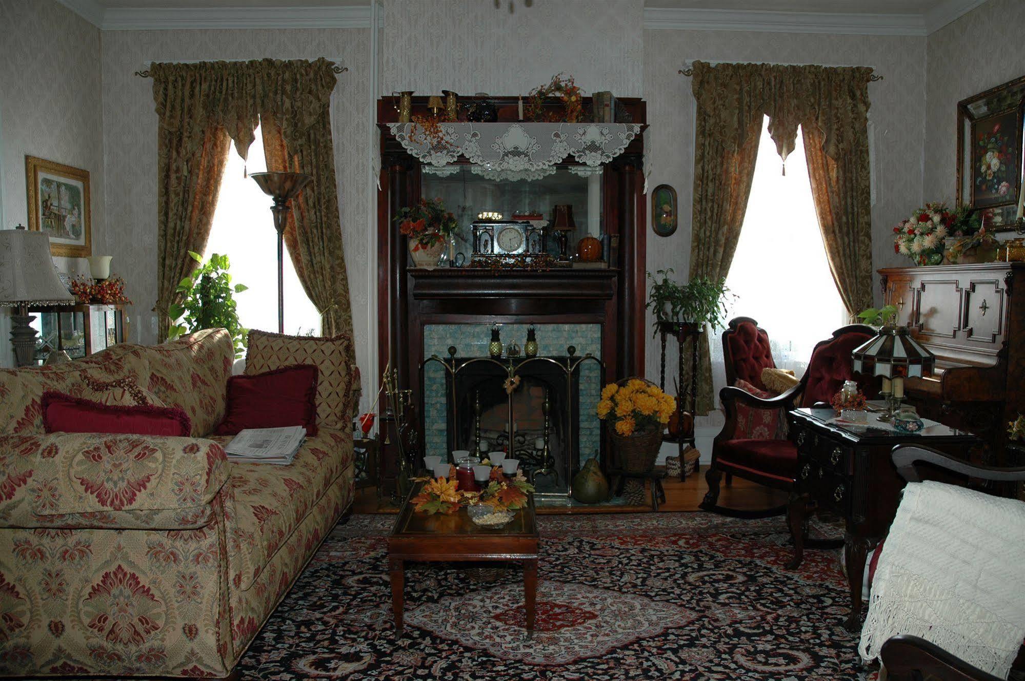 Belle Hearth Bed And Breakfast Уэйнсборо Экстерьер фото